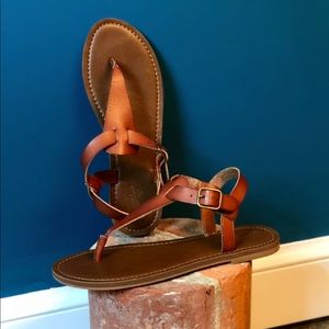 Thong sandals NWOT